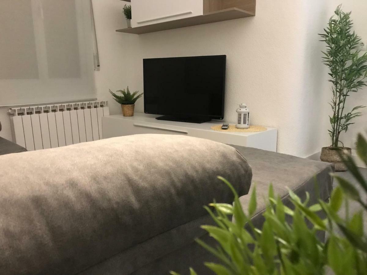 Apartamento Del Sueno Con Aire Acondicionado Logroño Exterior foto